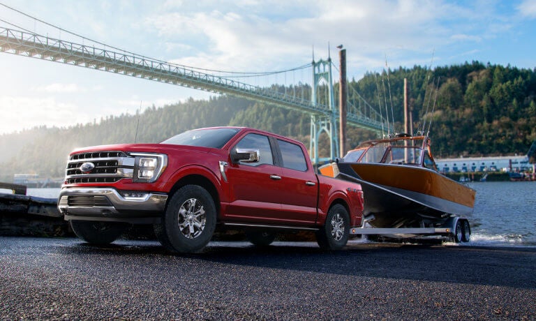 2022 Ford F-150 Towing a boat