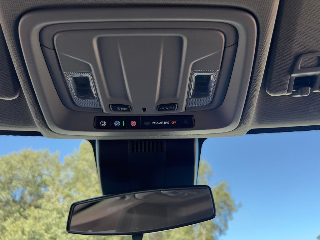 2024 GMC Sierra 1500 4WD Crew Cab Short Box Elevation with 3SB