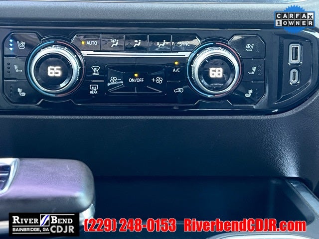 2023 GMC Sierra 1500 4WD Crew Cab Short Box SLT