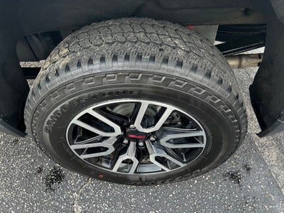 2025 GMC Sierra 1500 4WD Crew Cab Short Box AT4