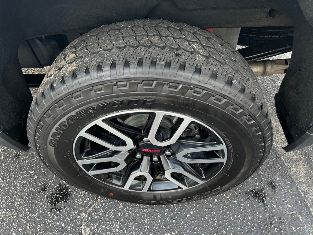 2025 GMC Sierra 1500 4WD Crew Cab Short Box AT4