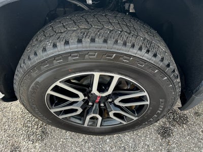 2025 GMC Sierra 1500 4WD Crew Cab Short Box AT4