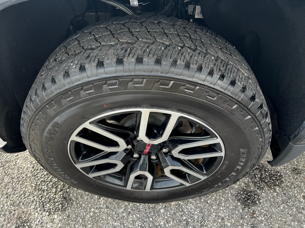 2025 GMC Sierra 1500 4WD Crew Cab Short Box AT4