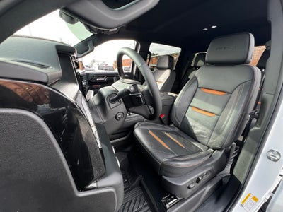 2025 GMC Sierra 1500 4WD Crew Cab Short Box AT4