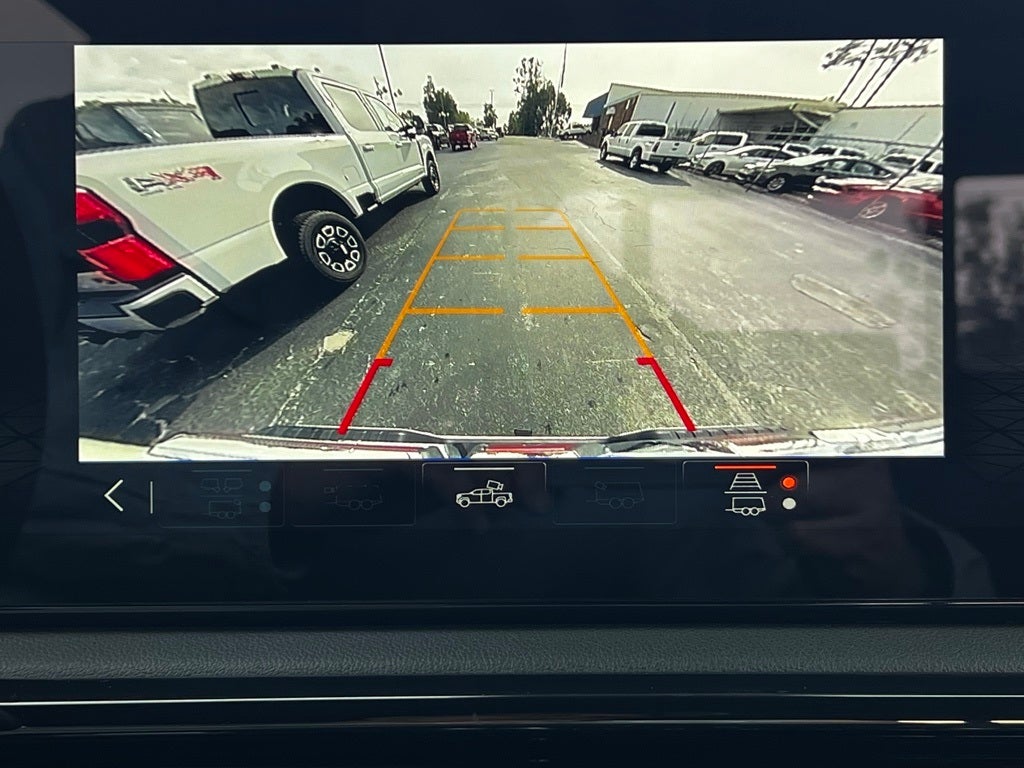 2025 GMC Sierra 1500 4WD Crew Cab Short Box AT4