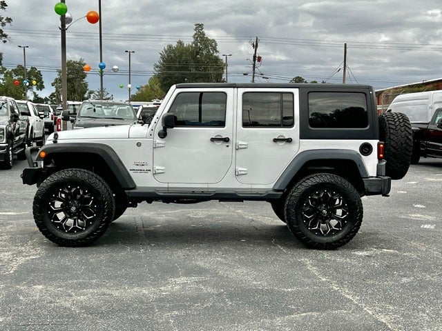 2017 Jeep Wrangler Unlimited Sahara