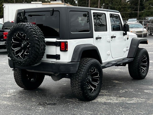 2017 Jeep Wrangler Unlimited Sahara