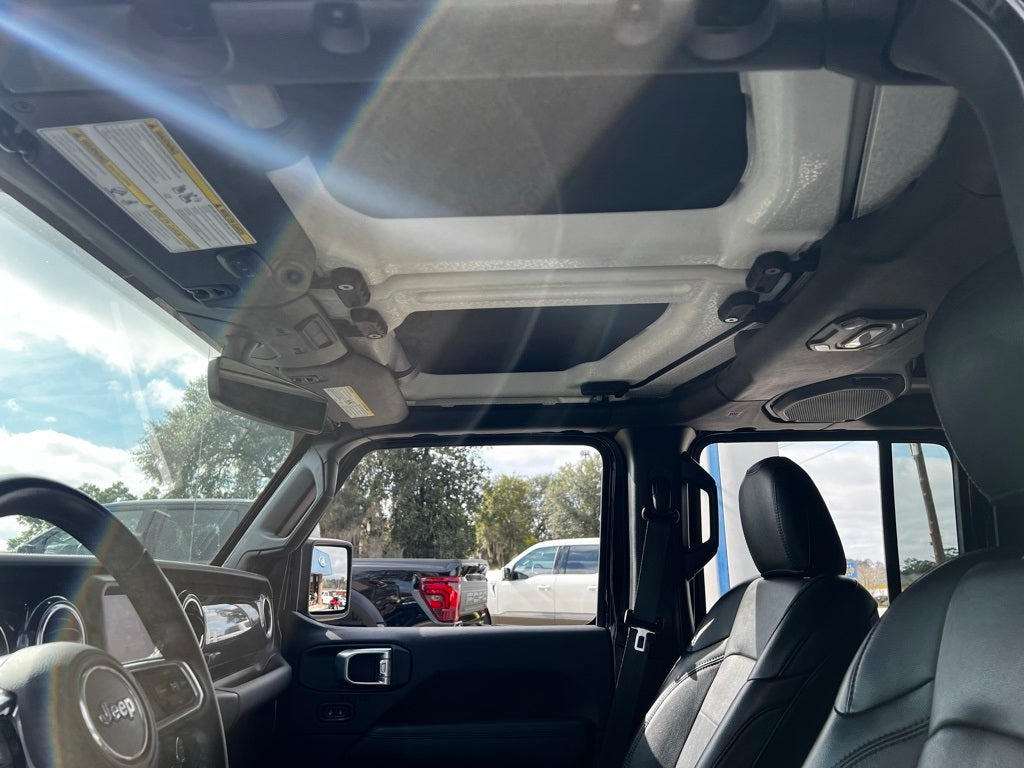 2022 Jeep Wrangler Unlimited Sahara Altitude