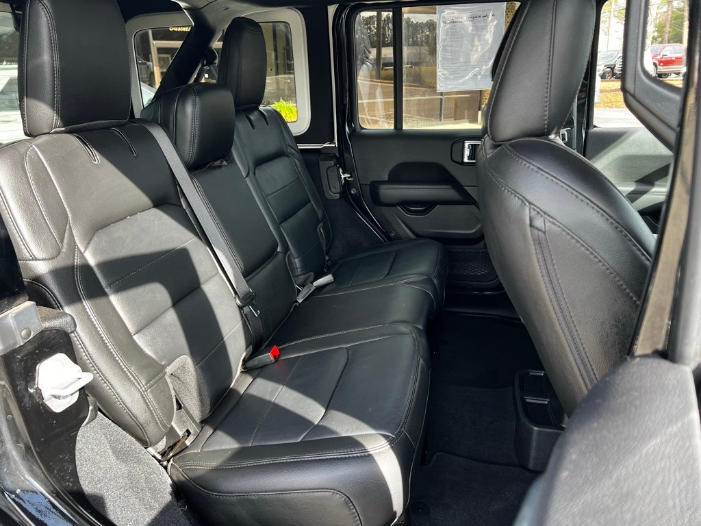 2022 Jeep Wrangler Unlimited Sahara Altitude