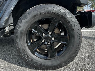 2022 Jeep Wrangler Unlimited Sahara Altitude