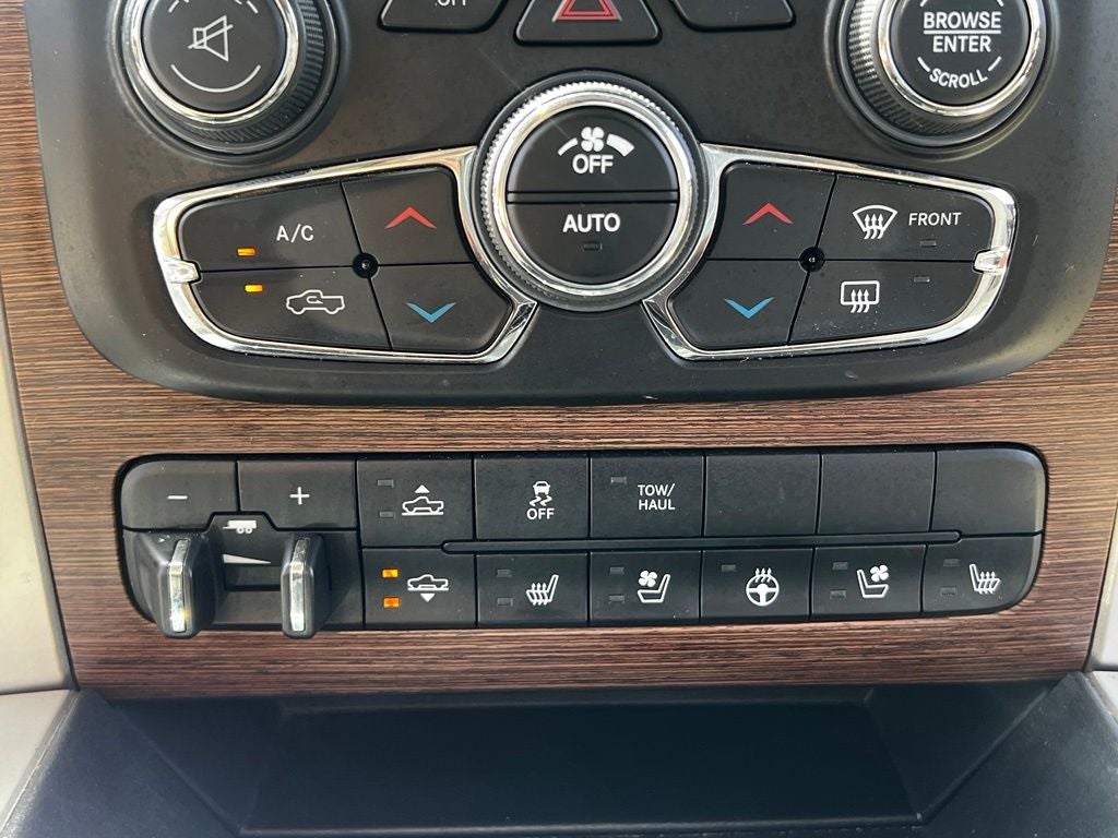 2016 RAM 1500 Laramie