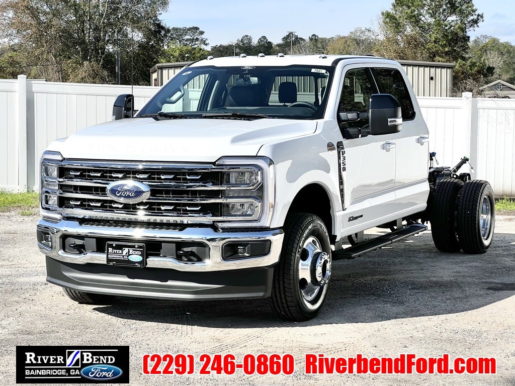 2026 Ford F-350SD Lariat DRW