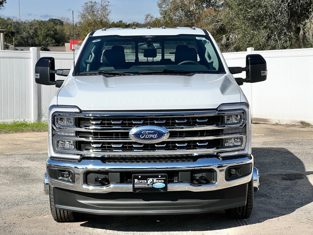 2026 Ford F-350SD Lariat DRW
