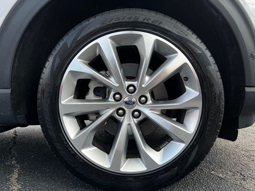 2022 Ford Explorer Platinum