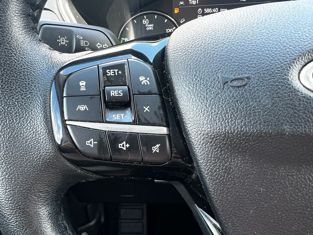 2021 Ford Escape Hybrid SE