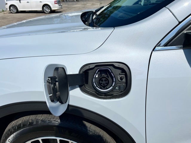 2025 Ford Escape Plug-In Hybrid Base