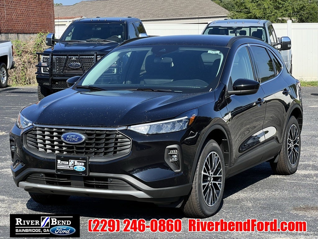 2025 Ford Escape Plug-In Hybrid Base