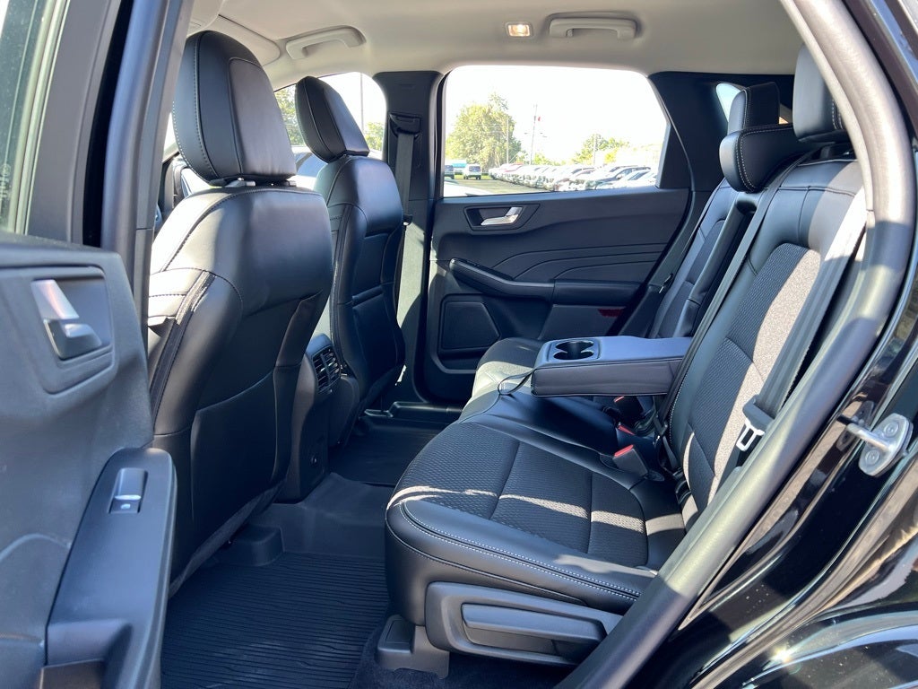 2025 Ford Escape Plug-In Hybrid Base