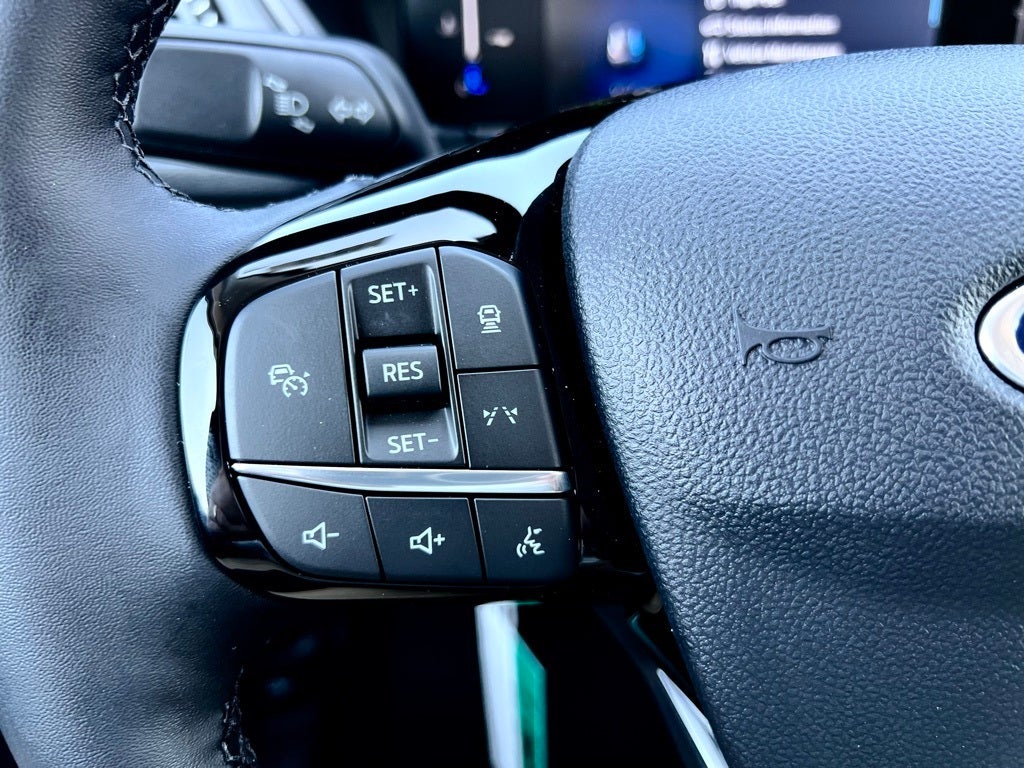 2025 Ford Escape Plug-In Hybrid Base