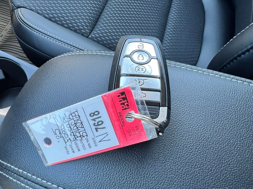 2025 Ford Escape Plug-In Hybrid Base