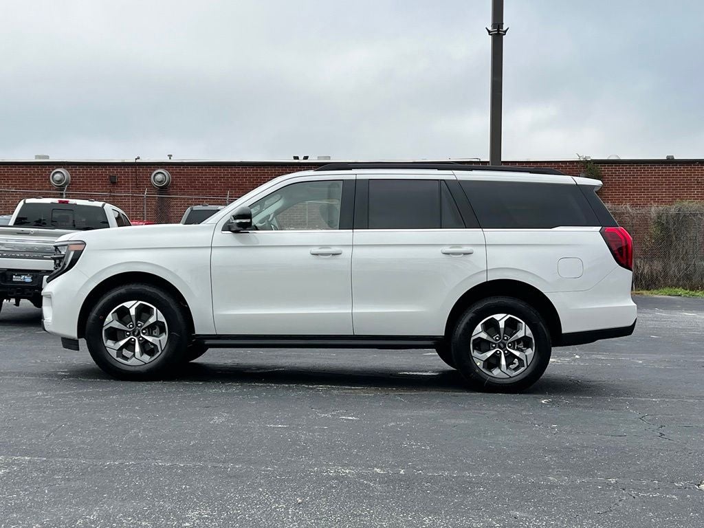 2027 Ford Expedition Active
