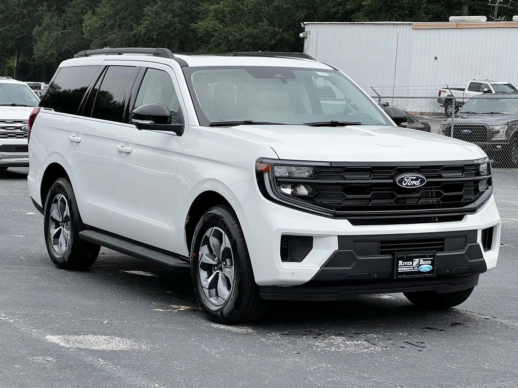 2027 Ford Expedition Active