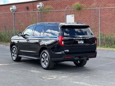 2027 Ford Expedition Active