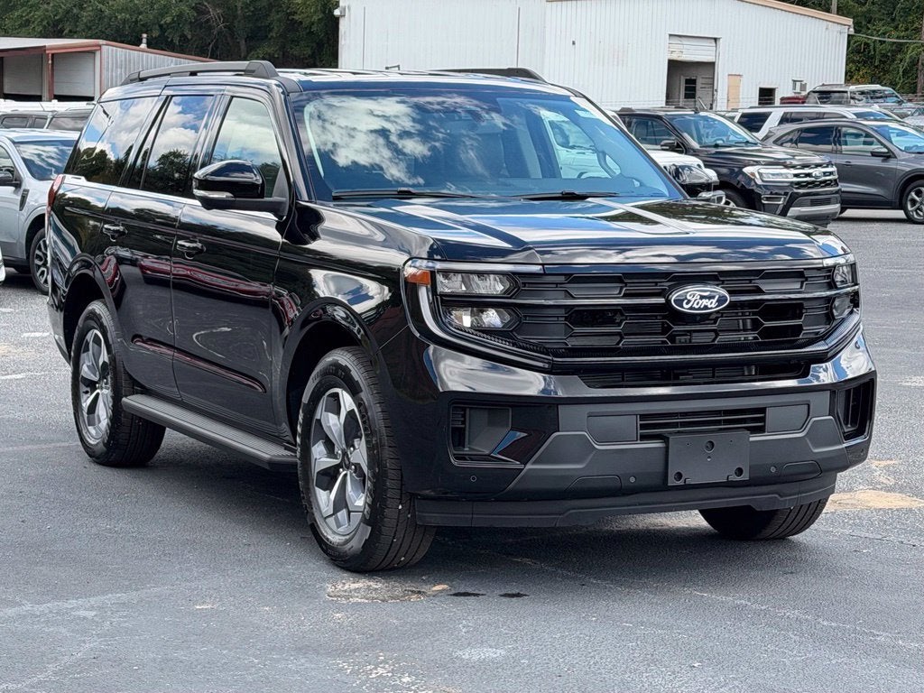 2027 Ford Expedition Active