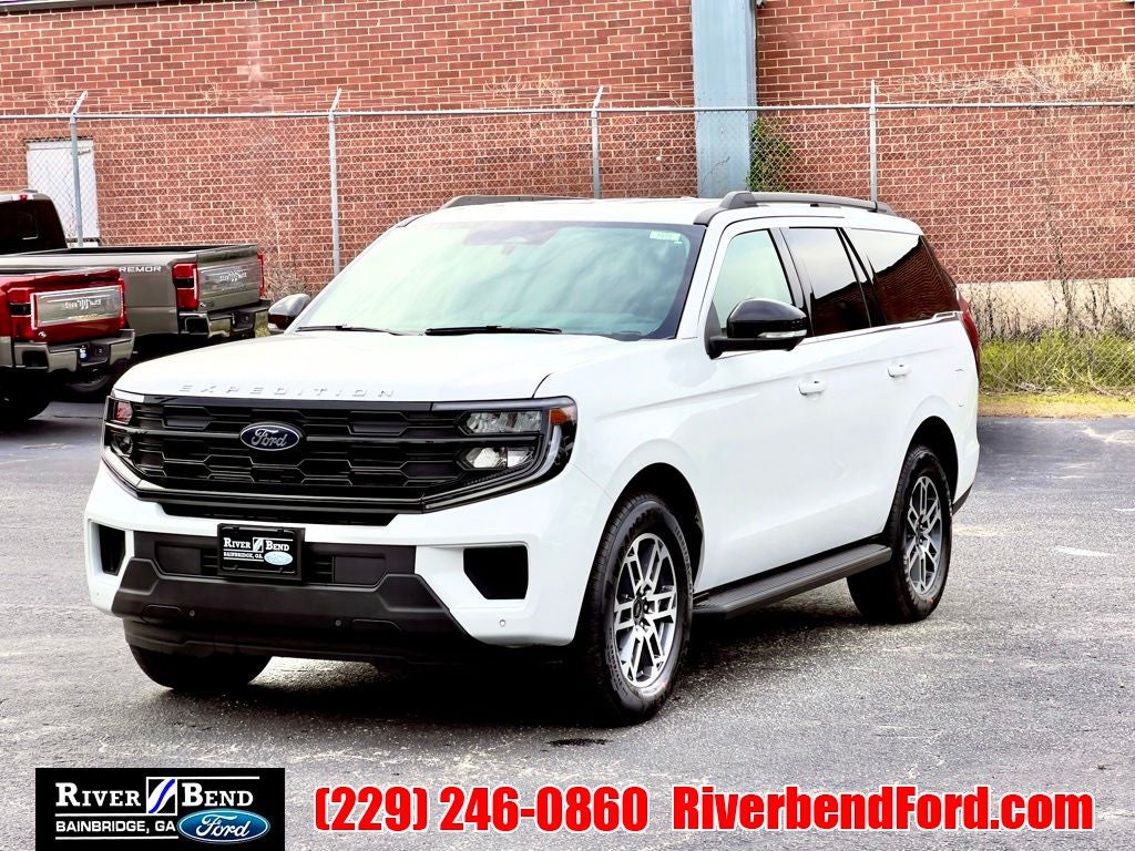 2026 Ford Expedition Active