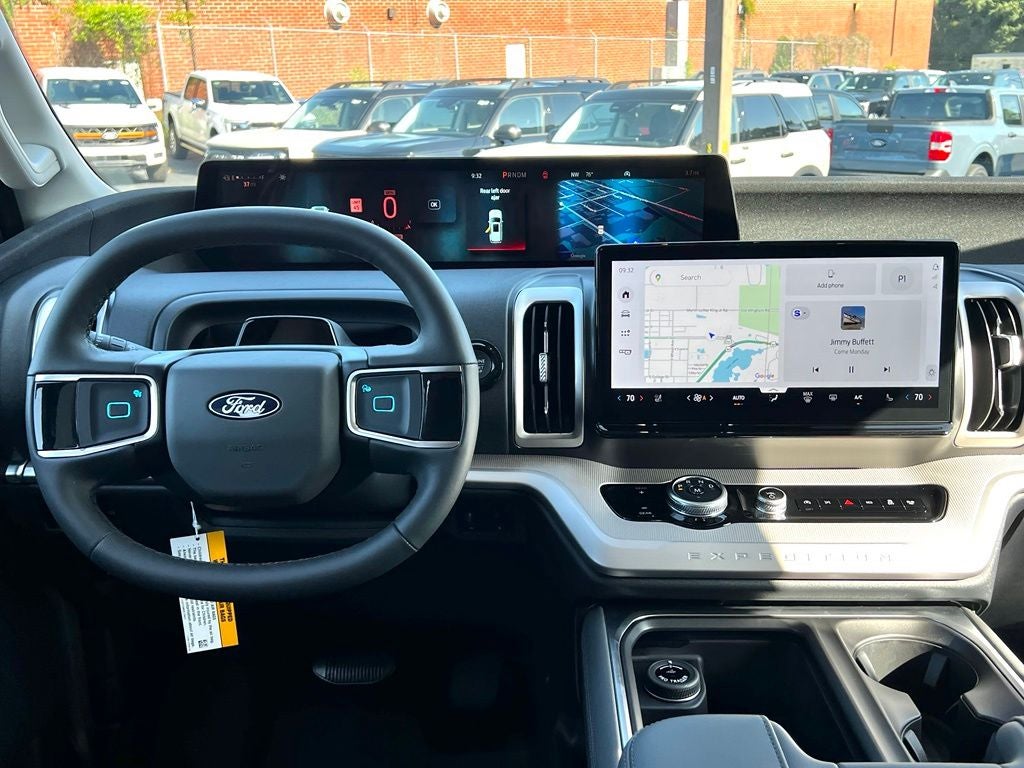 2027 Ford Expedition Active