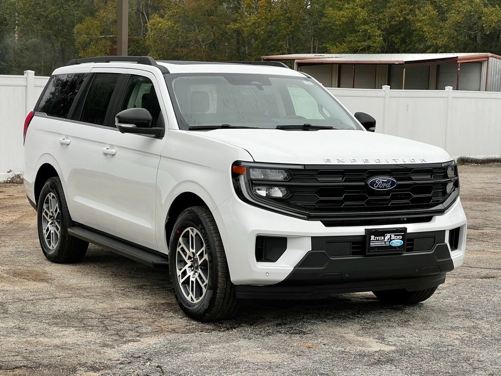 2026 Ford Expedition Active