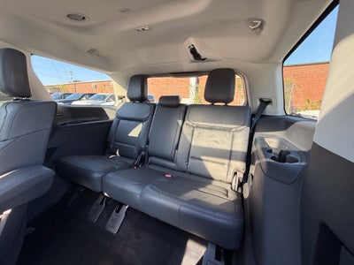 2027 Ford Expedition Active