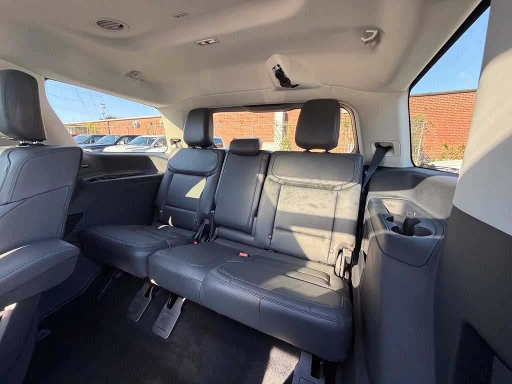 2027 Ford Expedition Active