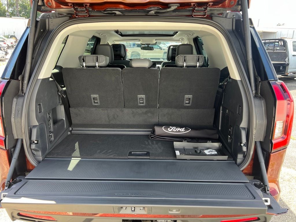 2027 Ford Expedition Active