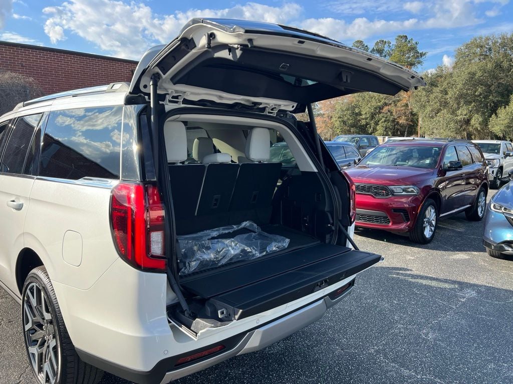 2026 Ford Expedition Platinum