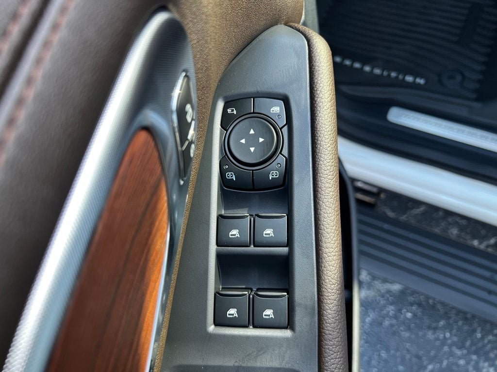2027 Ford Expedition King Ranch