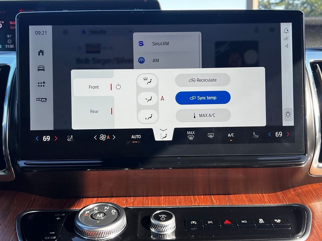 2027 Ford Expedition King Ranch