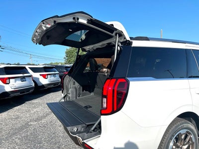 2027 Ford Expedition King Ranch