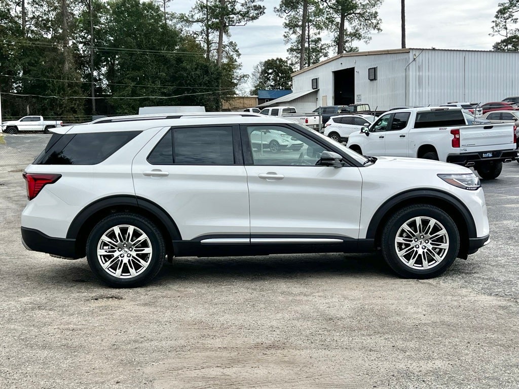 2025 Ford Explorer Platinum
