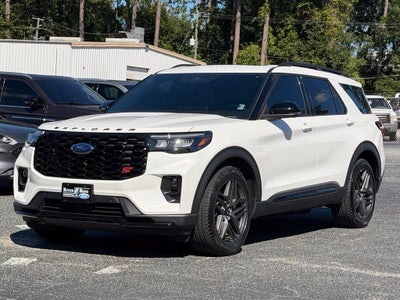 2025 Ford Explorer ST