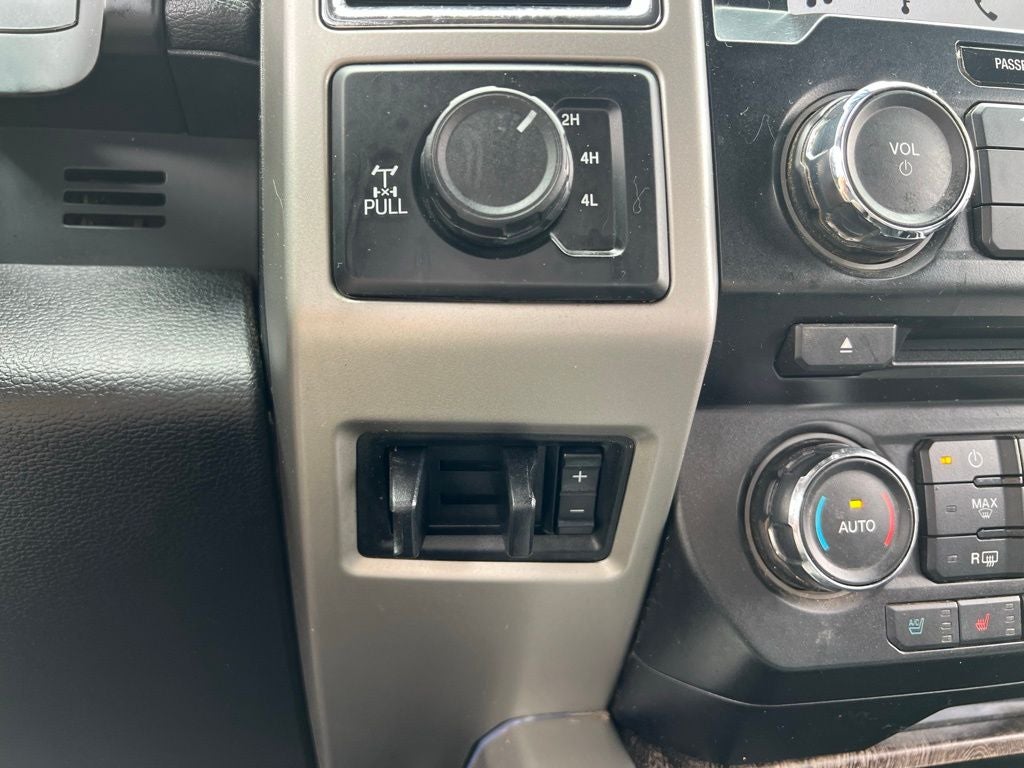 2017 Ford F-250SD Lariat