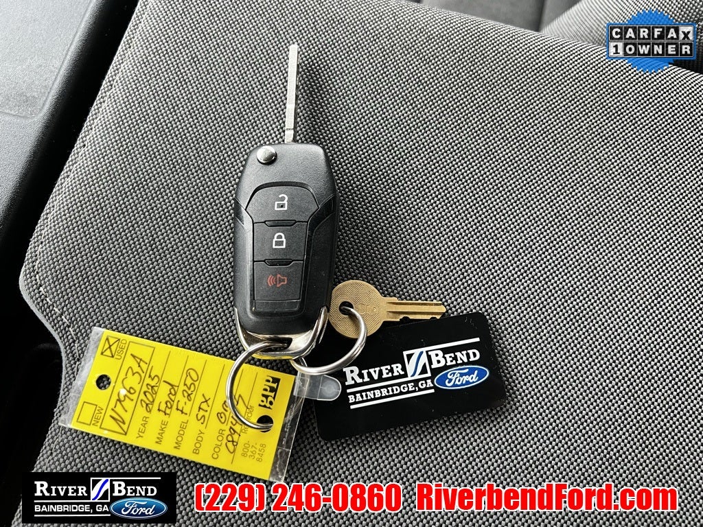 2025 Ford F-250SD XL