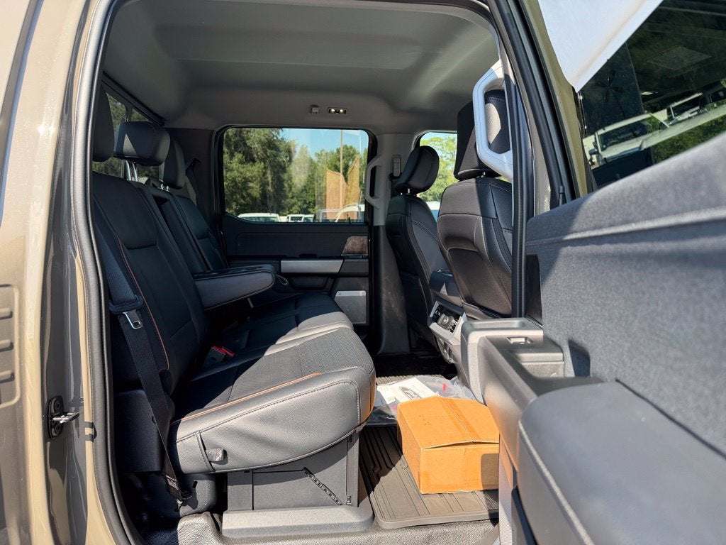 2027 Ford F-250SD Lariat