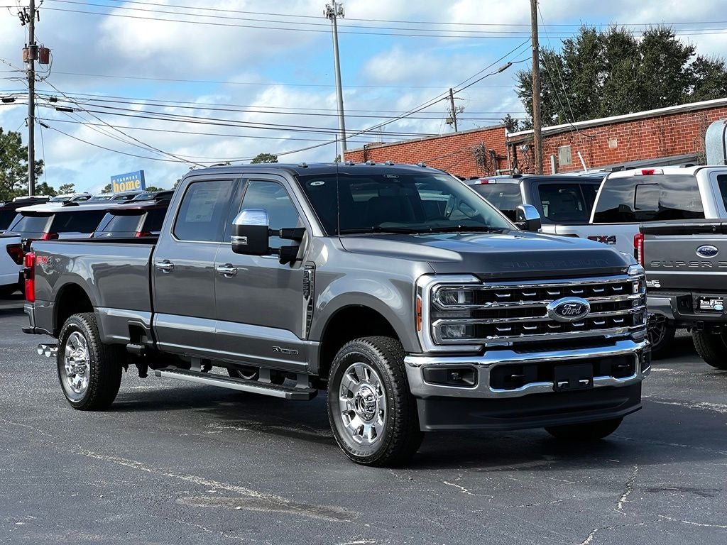 2026 Ford F-350SD Lariat