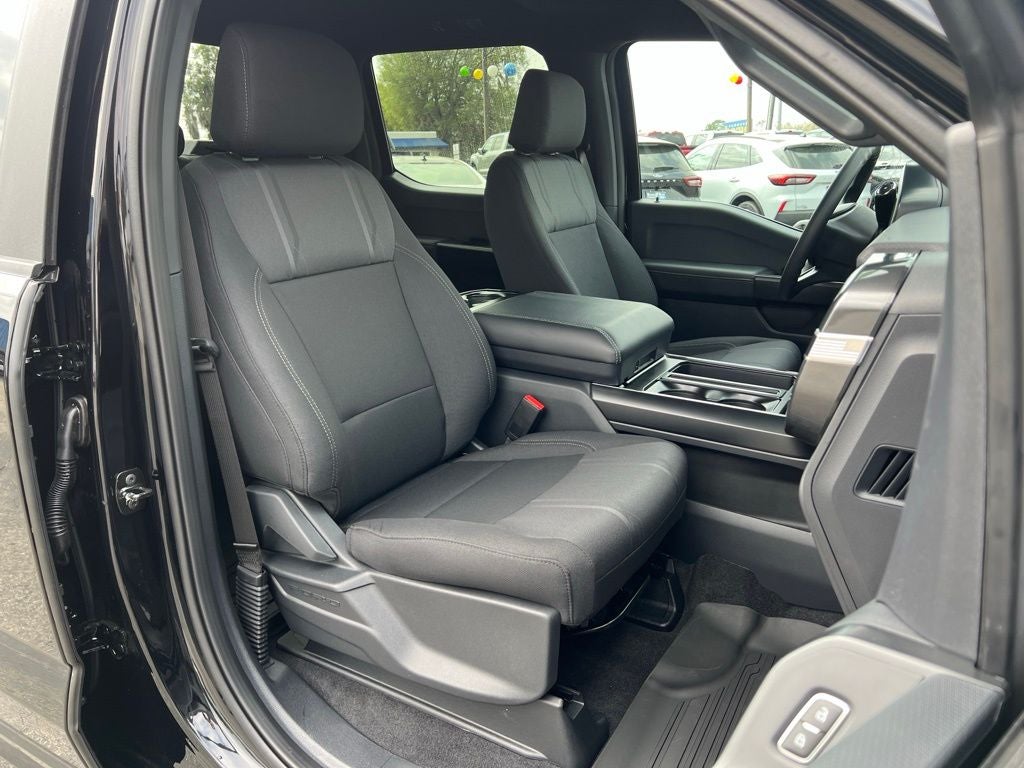 2026 Ford F-150 STX LOBO