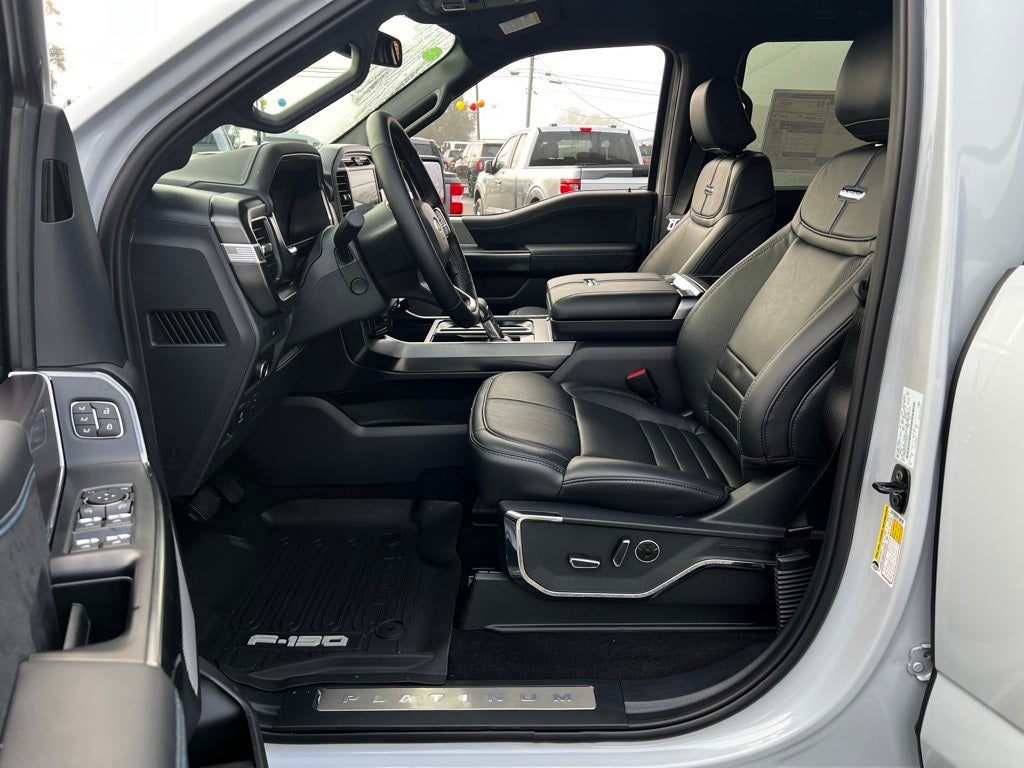 2025 Ford F-150 Platinum
