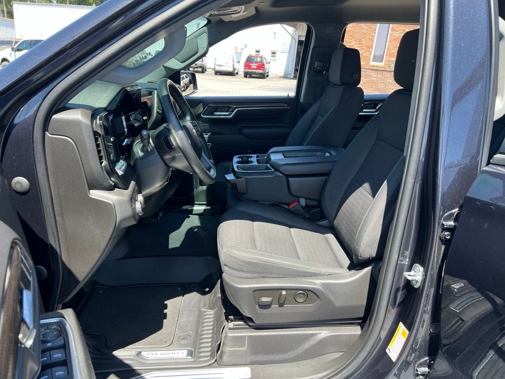 2023 Chevrolet Silverado 1500 LT LT1