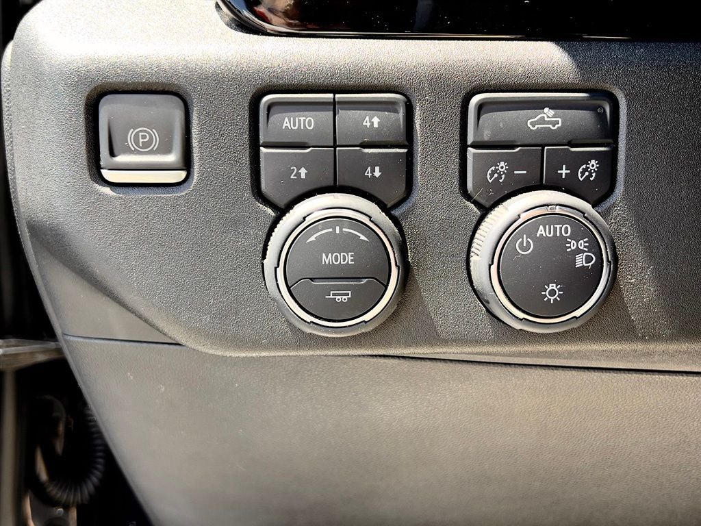 2023 Chevrolet Silverado 1500 LT LT1