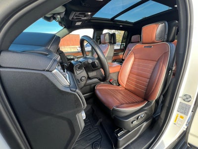 2024 GMC Yukon XL Denali Ultimate