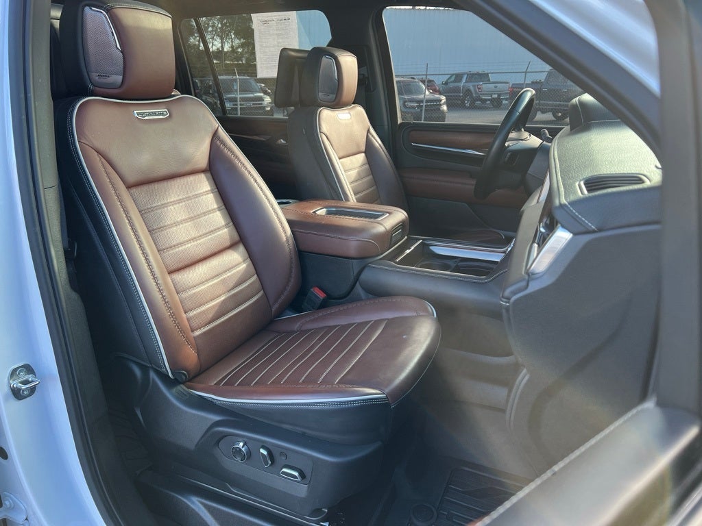 2024 GMC Yukon XL Denali Ultimate